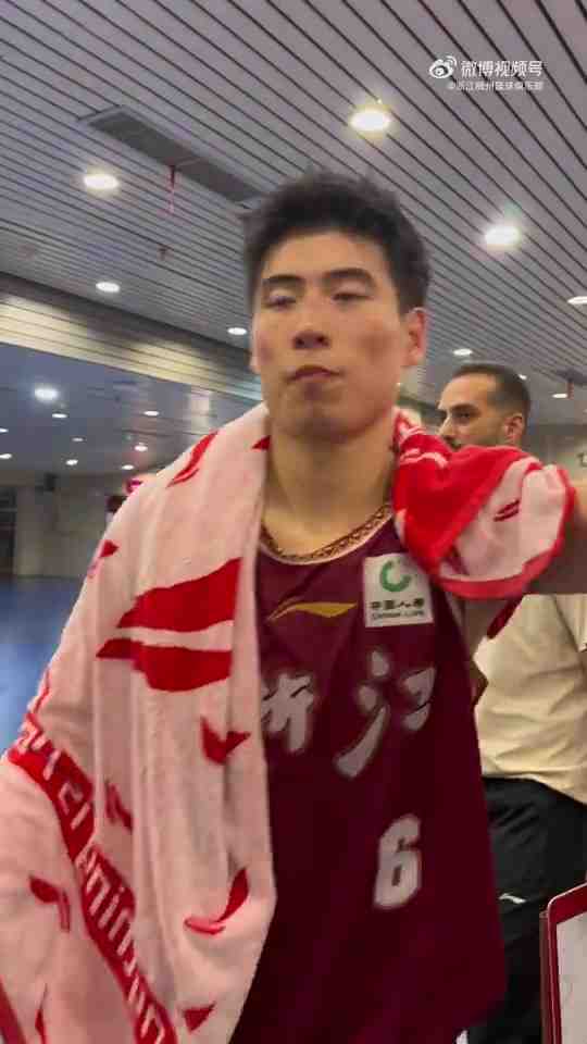 浙江男篮主帅：这场胜利非常重要 大家在第四节把血性打出来了